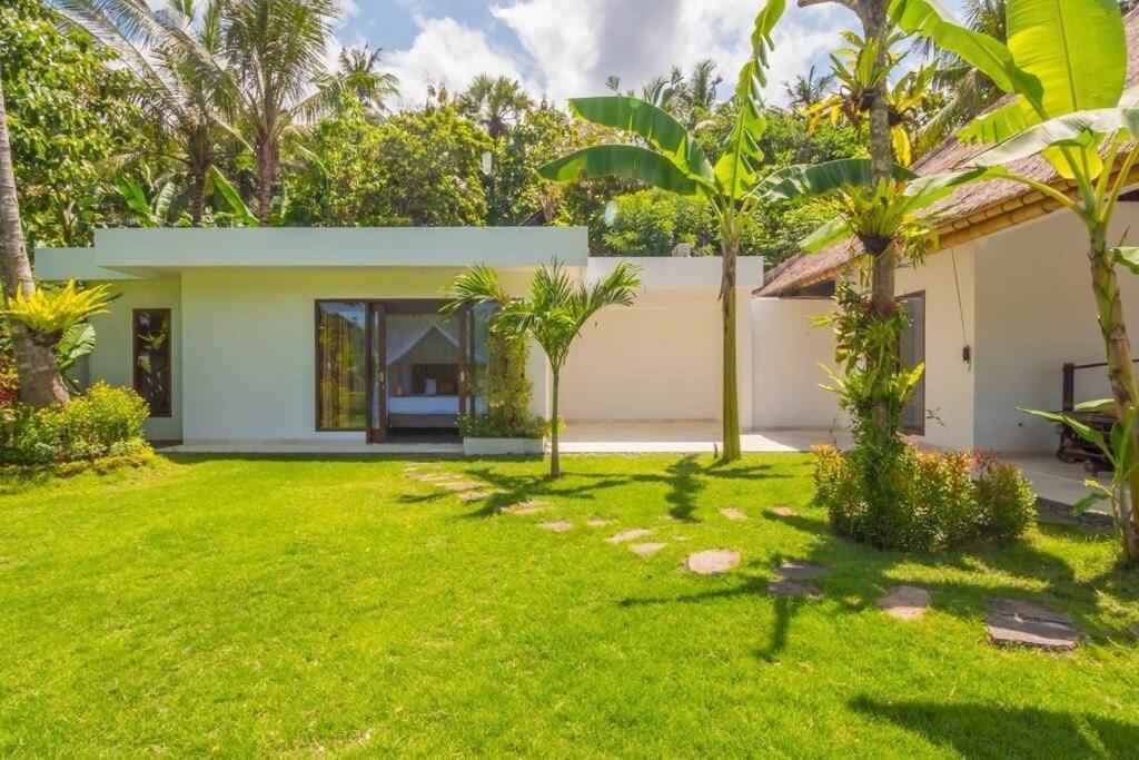 Villa Hidden Pearl, With Private Cook And Pool Karangasem Amlapura Exterior foto